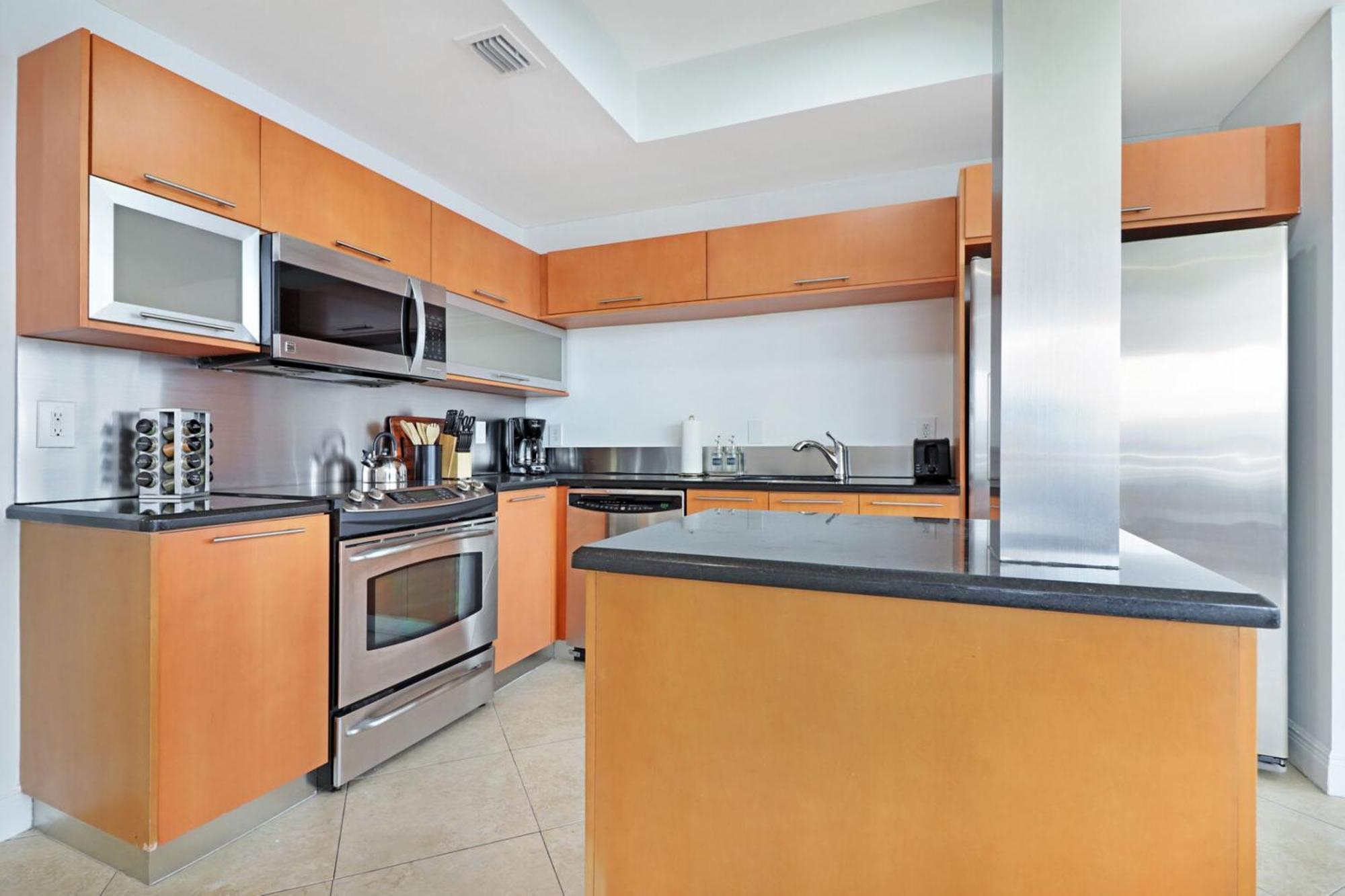 Apartment Roami At Sunny Isles