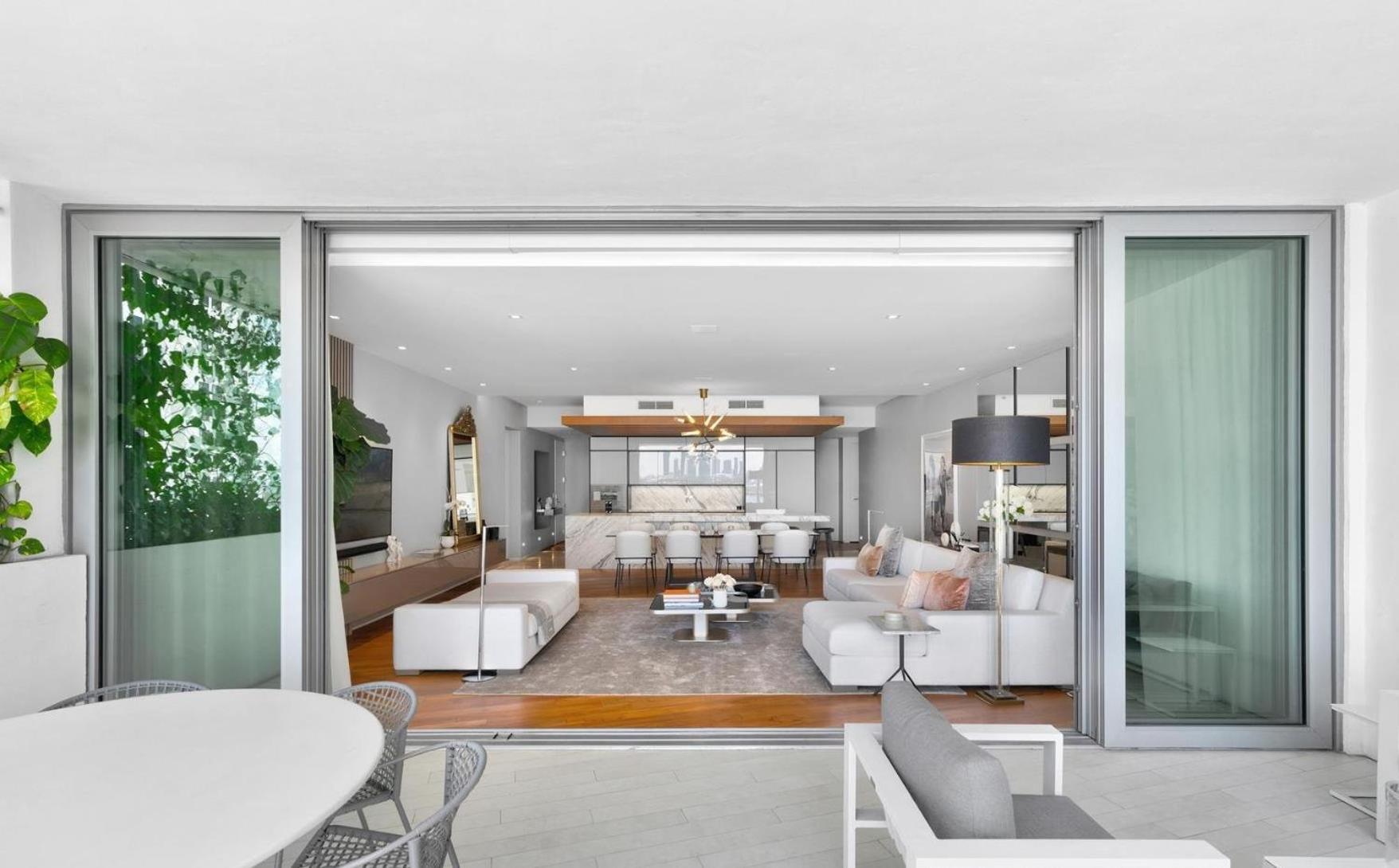 Apartment Luxurious Skyline Views In Miami