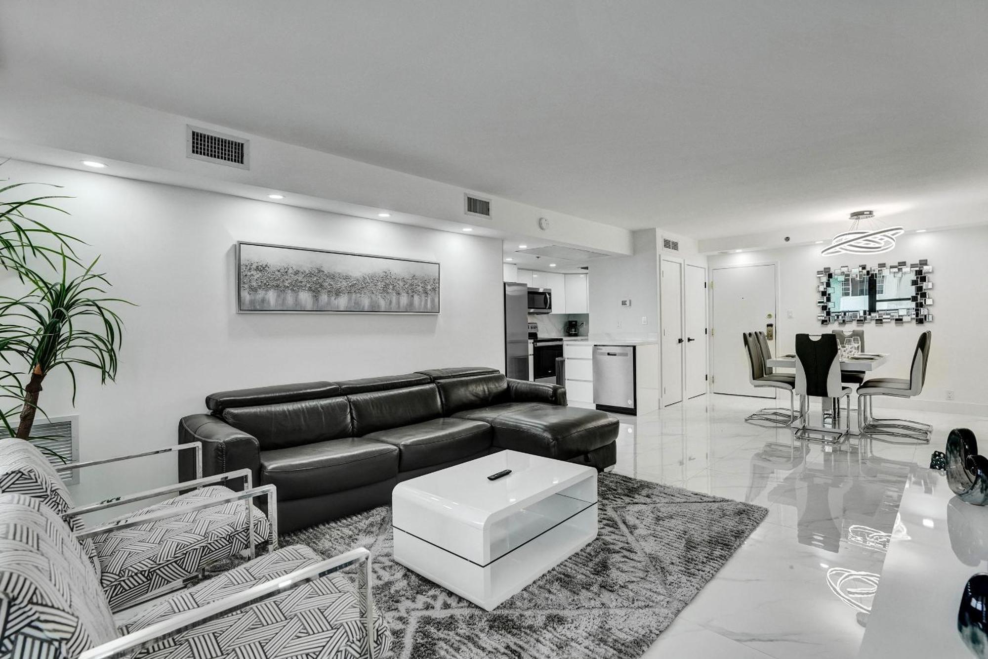 Cozy Ocean View Service And Pool 808 Apartment Miami Beach
