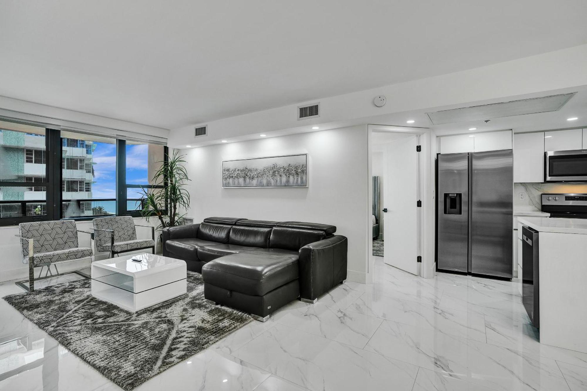 Cozy Ocean View Service And Pool 808 Miami Beach
