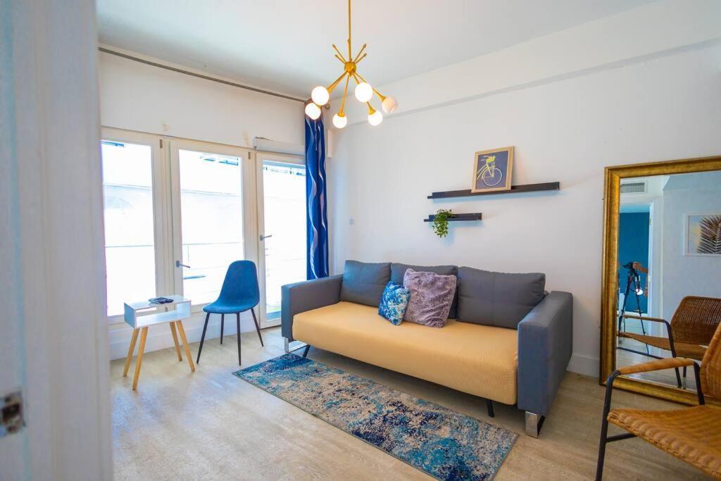 King 1 Bed With Rooftop Pool C202 * Miami Beach