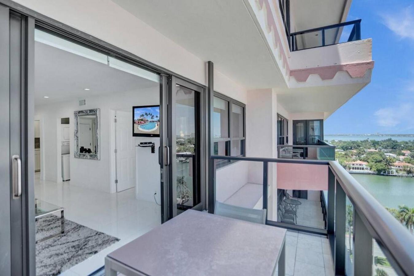 Apartment High Floor 2bd With Service 1616