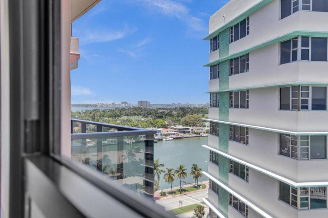 High Floor 2bd With Service 1616 Apartment *