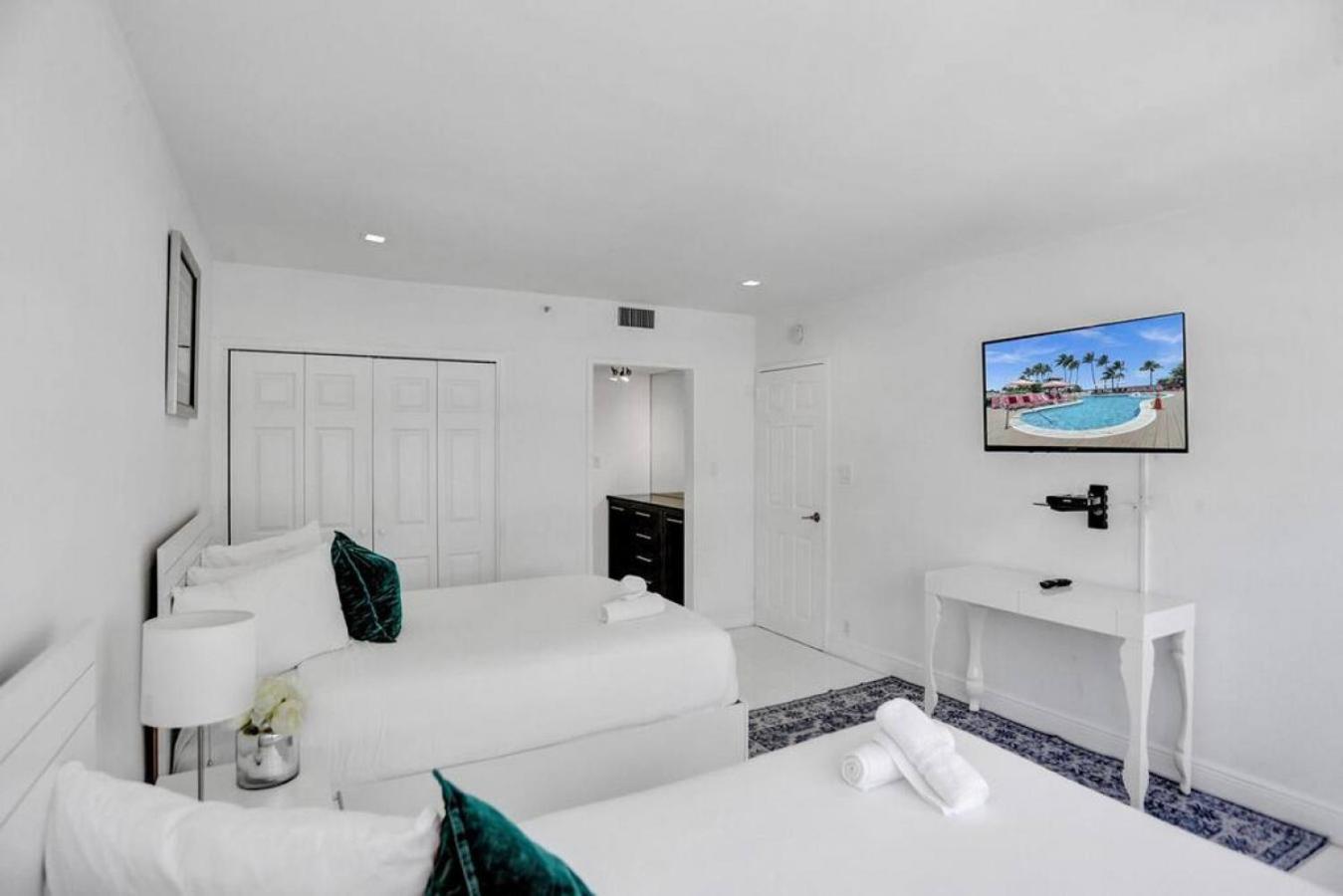 High Floor 2bd With Service 1616 Miami Beach