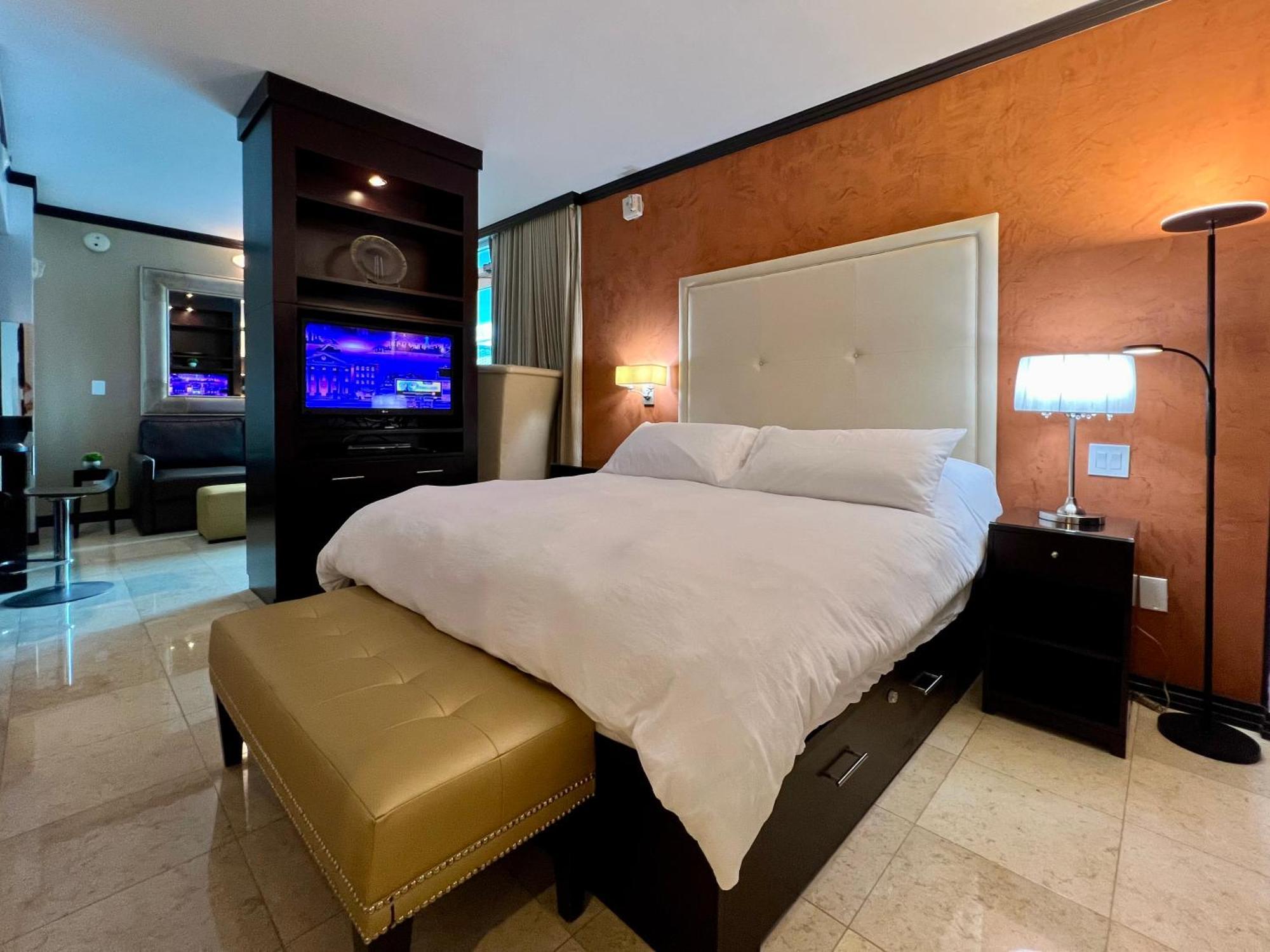 Aparthotel Boutique 3 Min Walk To