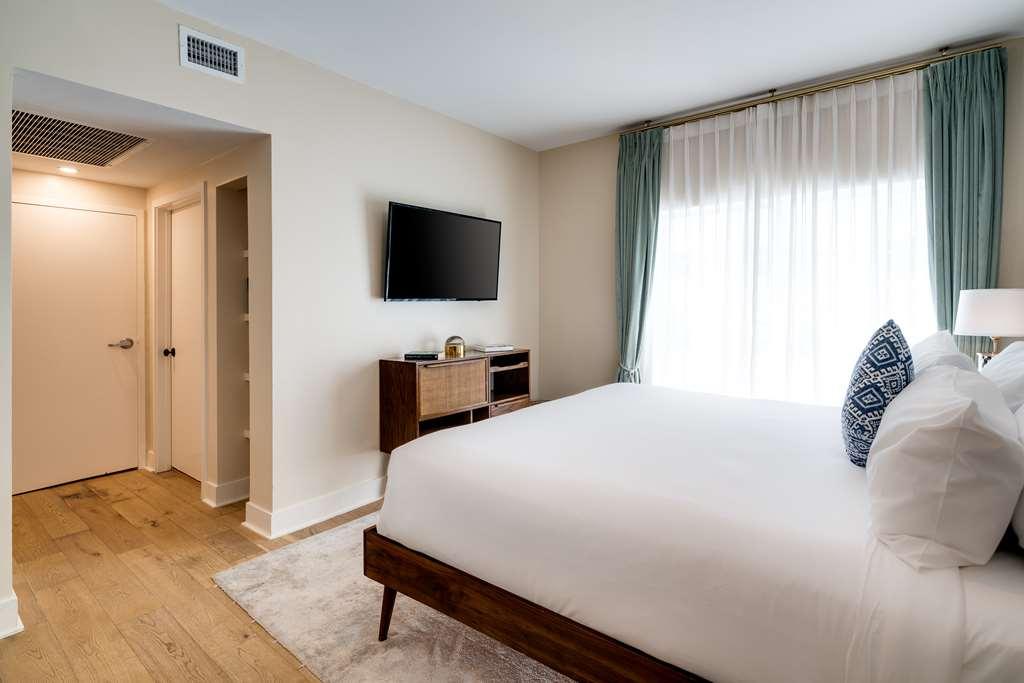 Hotel The Savoy & Club 4*