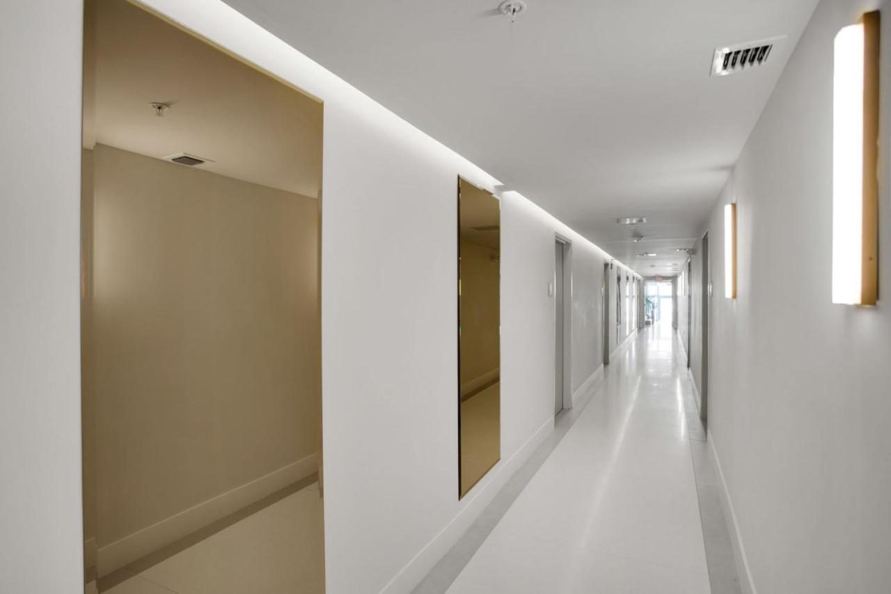 Vonder Miami - Unit 7 *