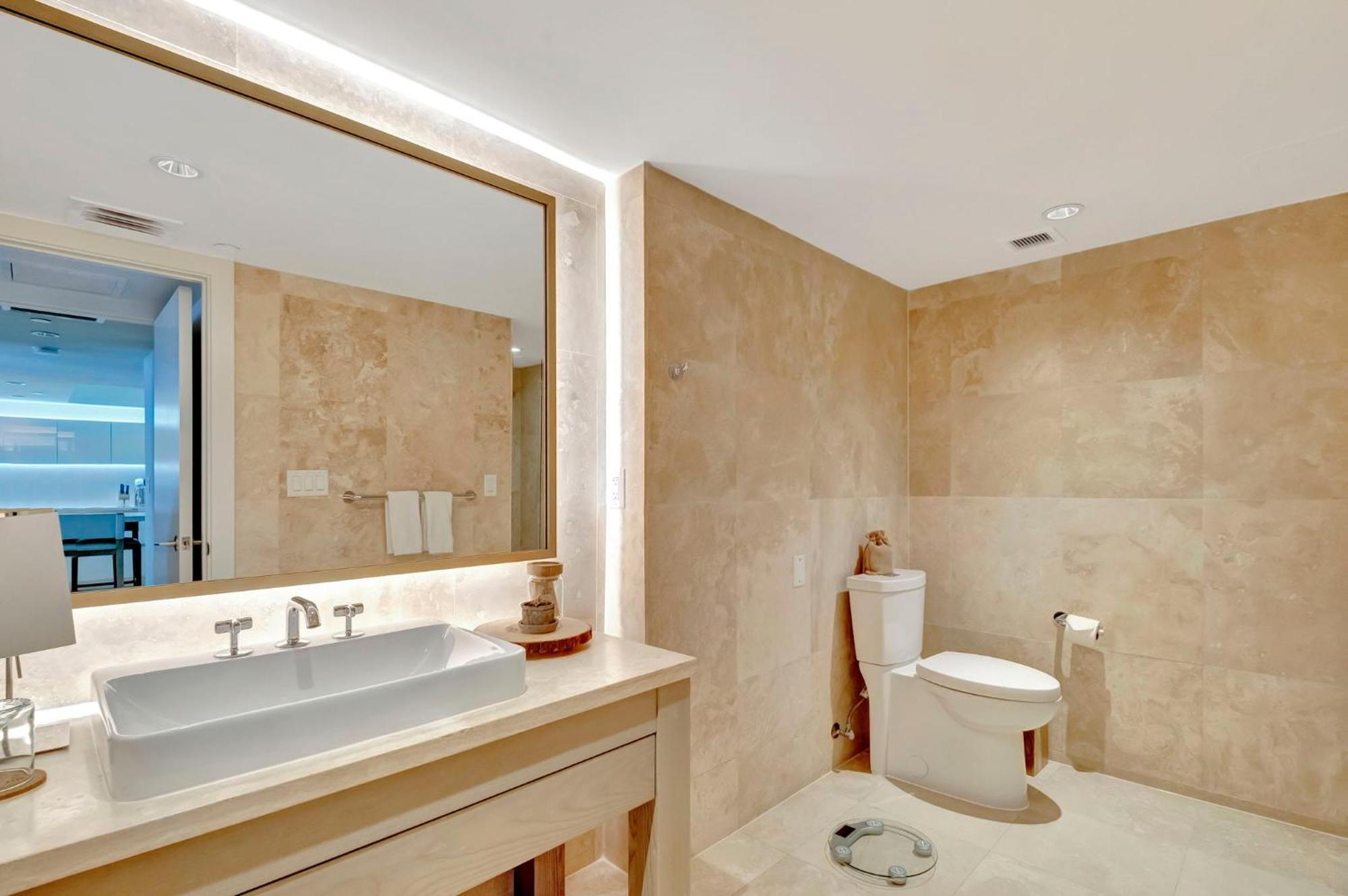Luxury Private At The 1 & Miami Aparthotel *