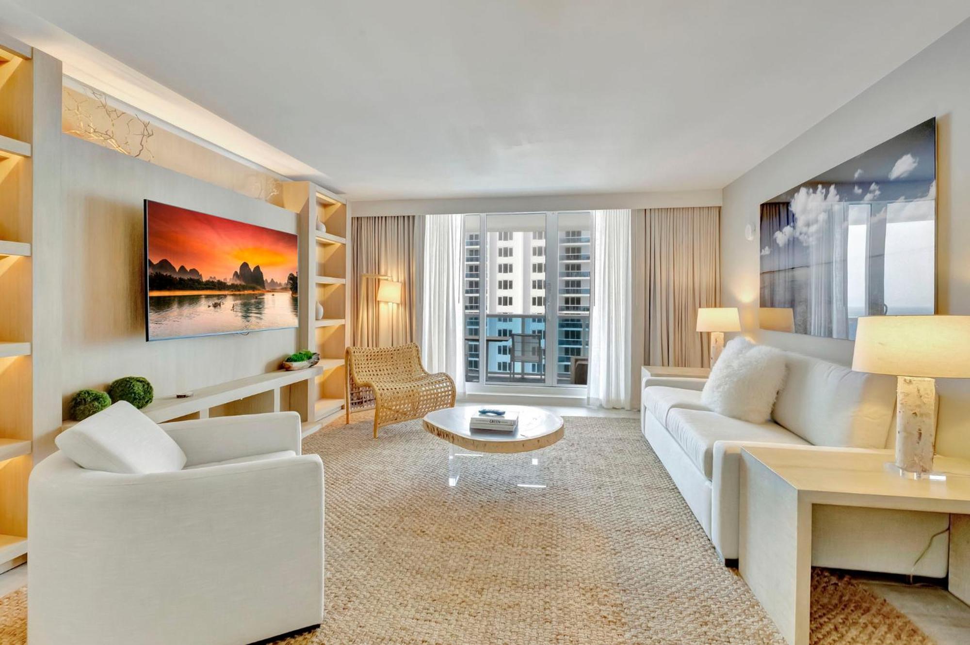 Luxury Private At The 1 & Miami * Miami Beach