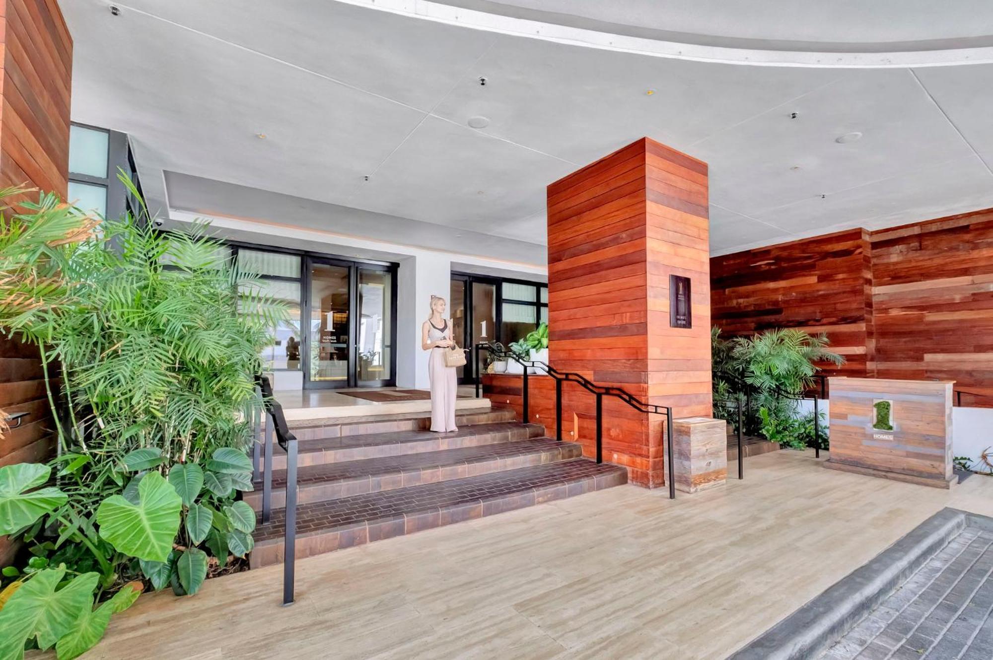 Luxury Private At The 1 & Miami * Miami Beach