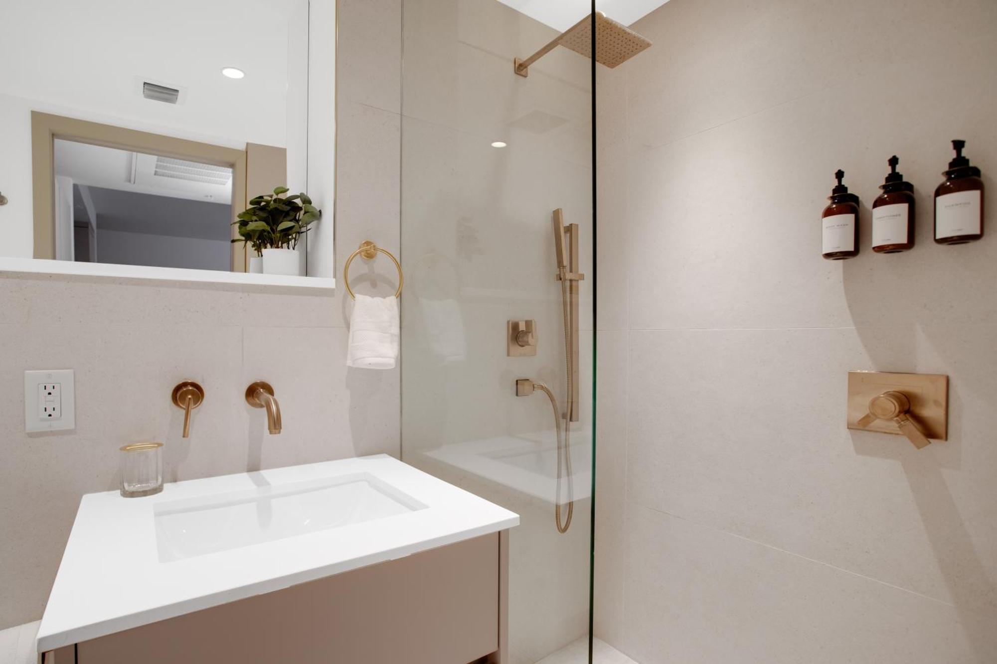 Vonder Miami - Unit 7 Hotel