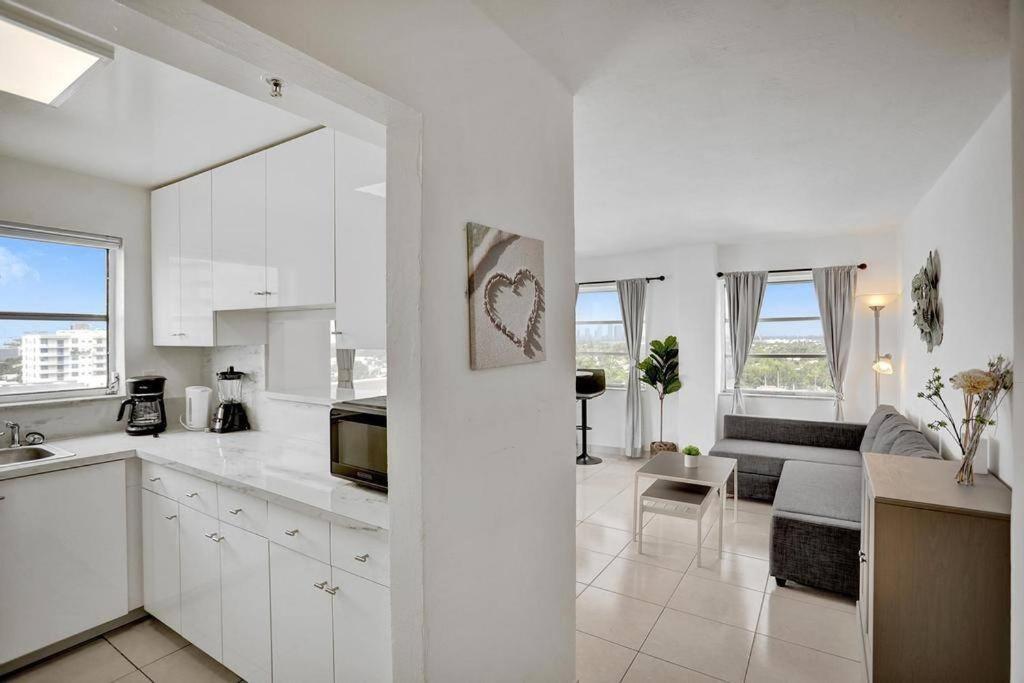 Apartment 1506- 1br & 1ba Retreat With Stunning Intracoastal Views *
