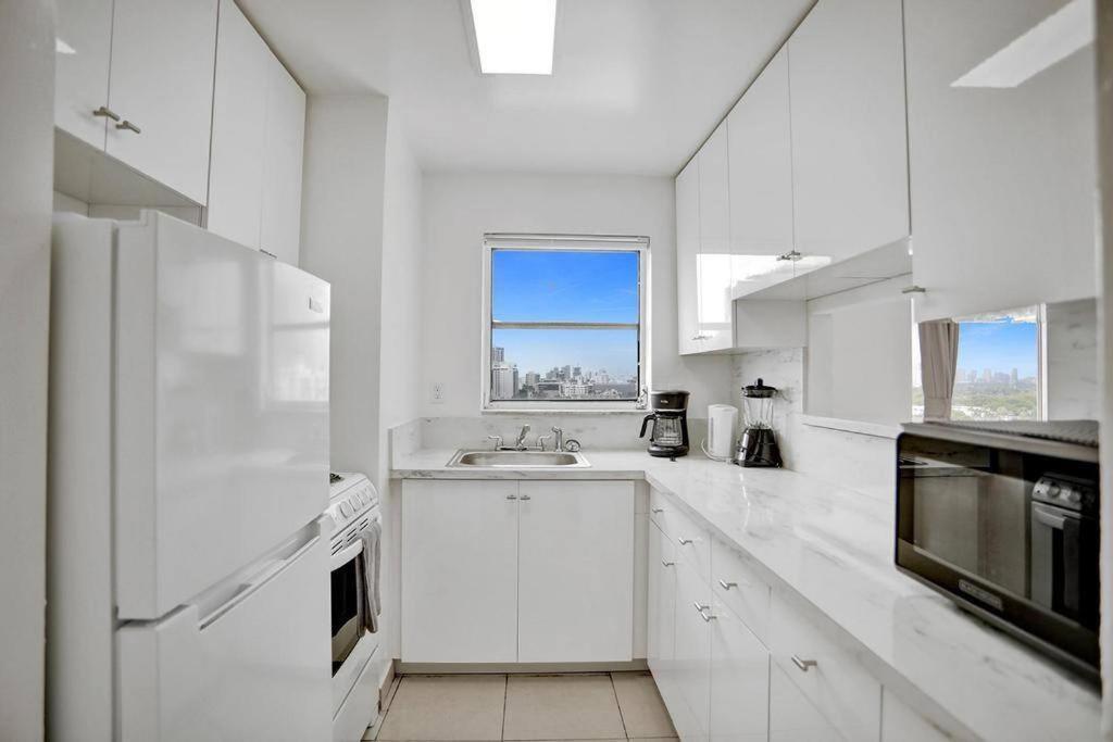 Apartment 1506- 1br & 1ba Retreat With Stunning Intracoastal Views *