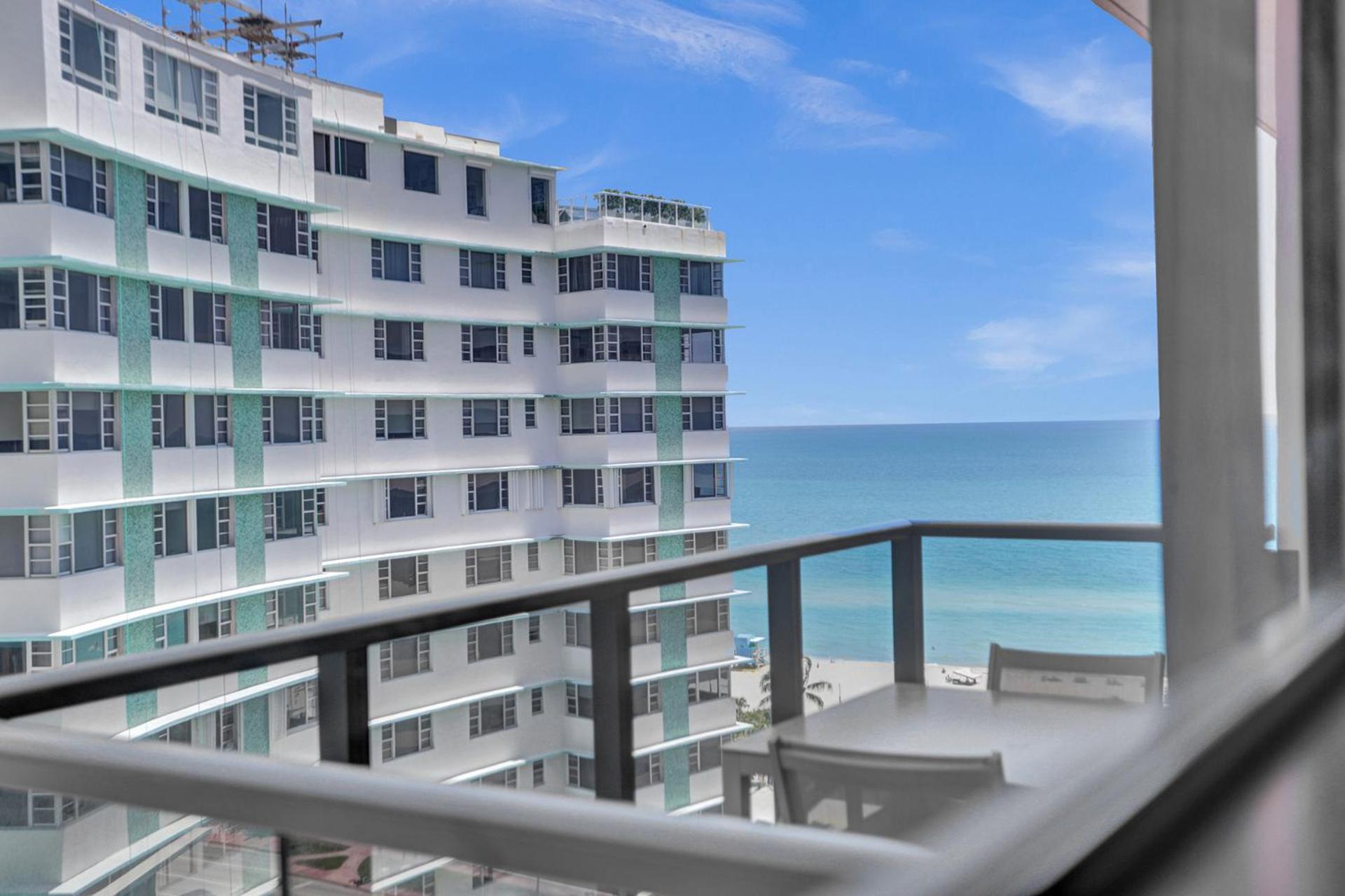 Apartment 2br 2ba With Service 1616 *