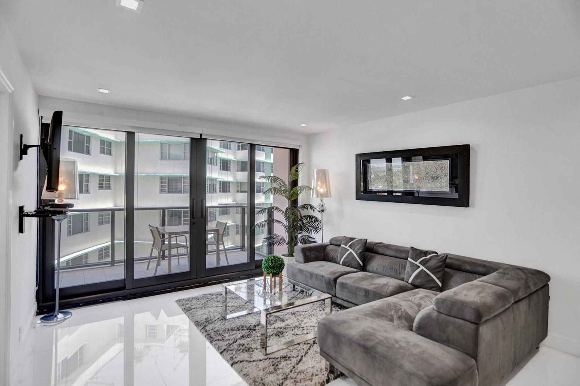 2br 2ba With Service 1616 *