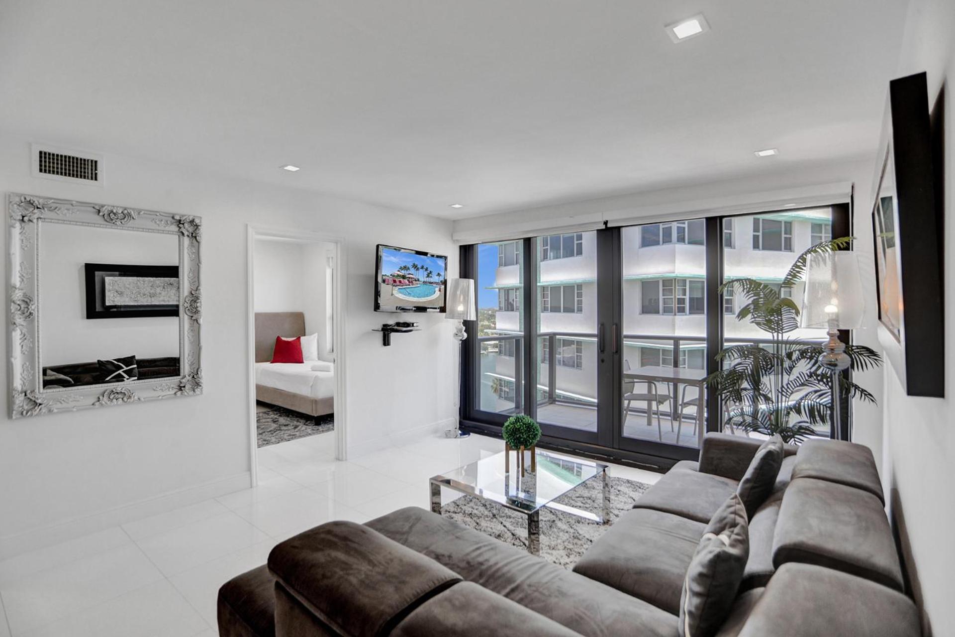 2br 2ba With Service 1616 Apartment *