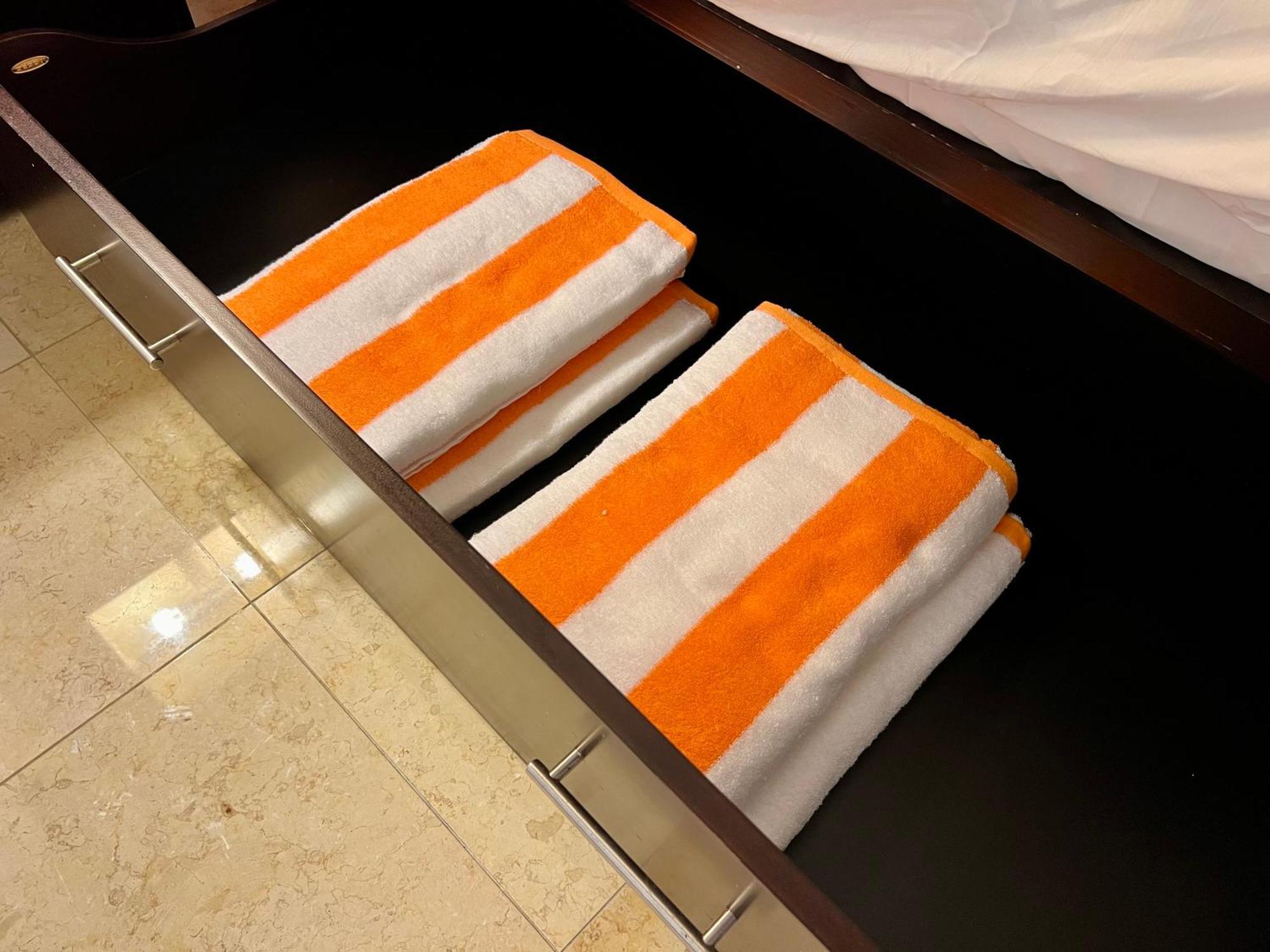 Aparthotel Boutique 3 Min Walk To
