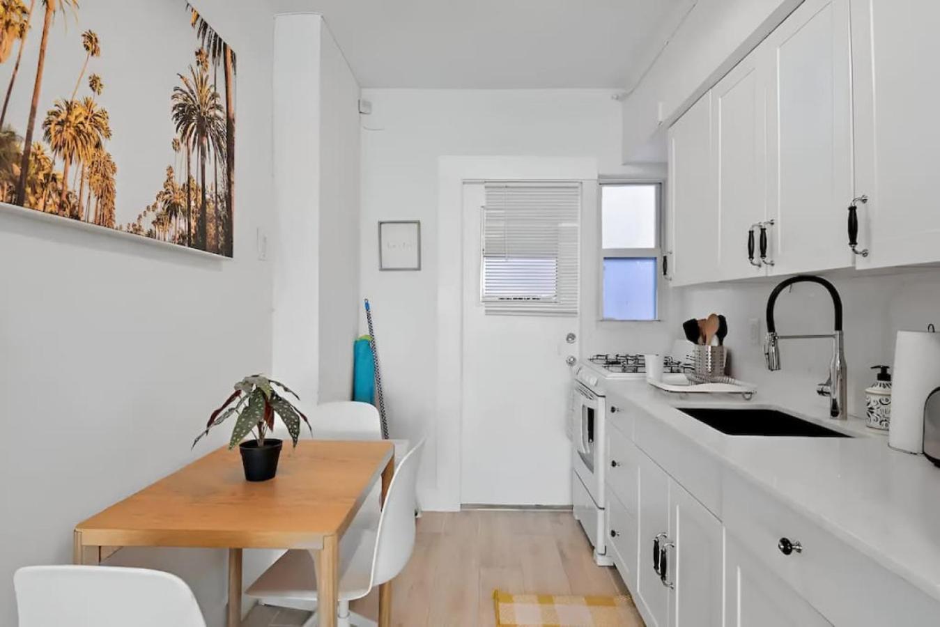 North Shore Oasis - Steps To Miami Bliss Apartment *
