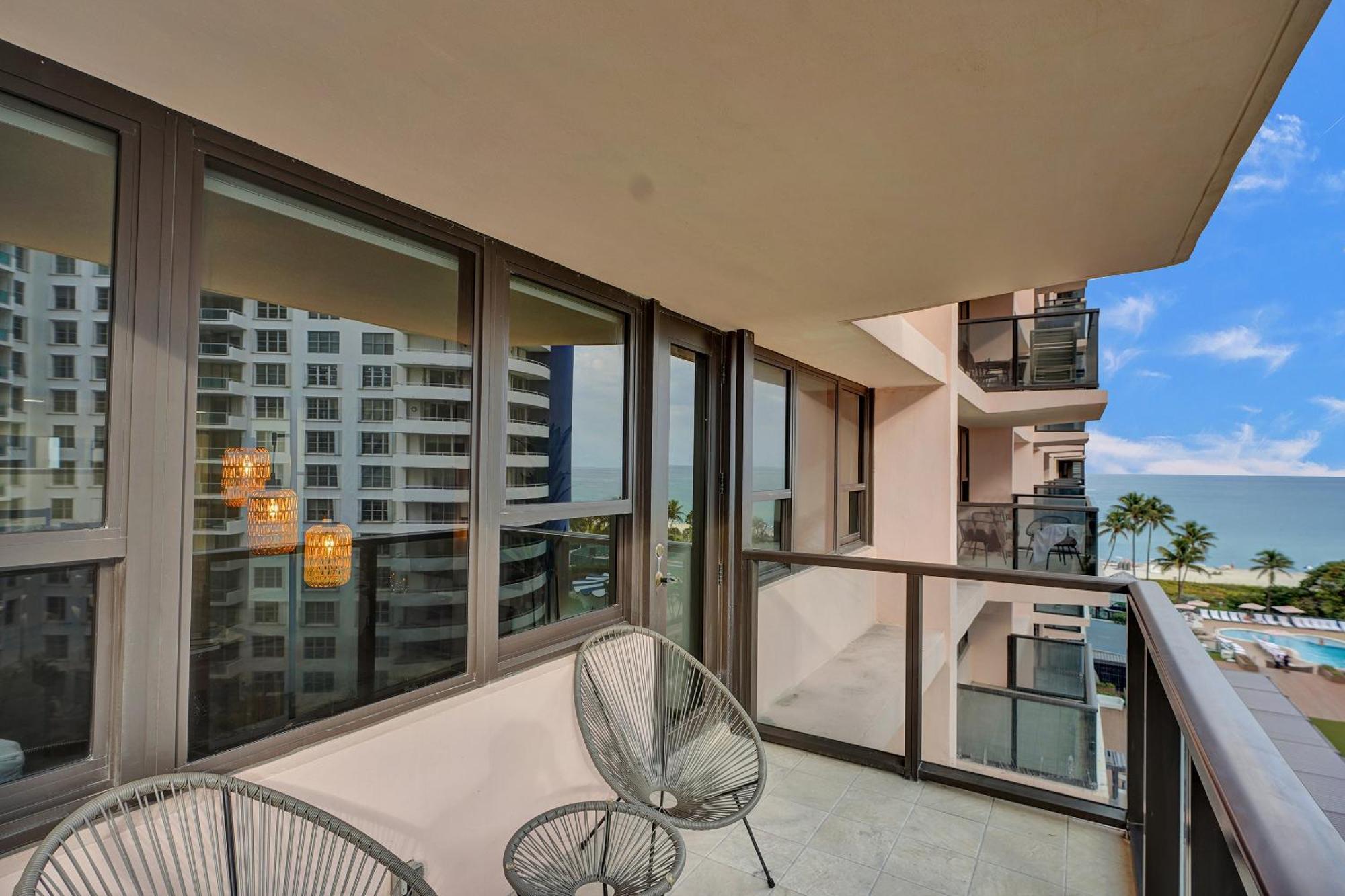 Apartment Ocean View Serenity Service 915 Miami Beach