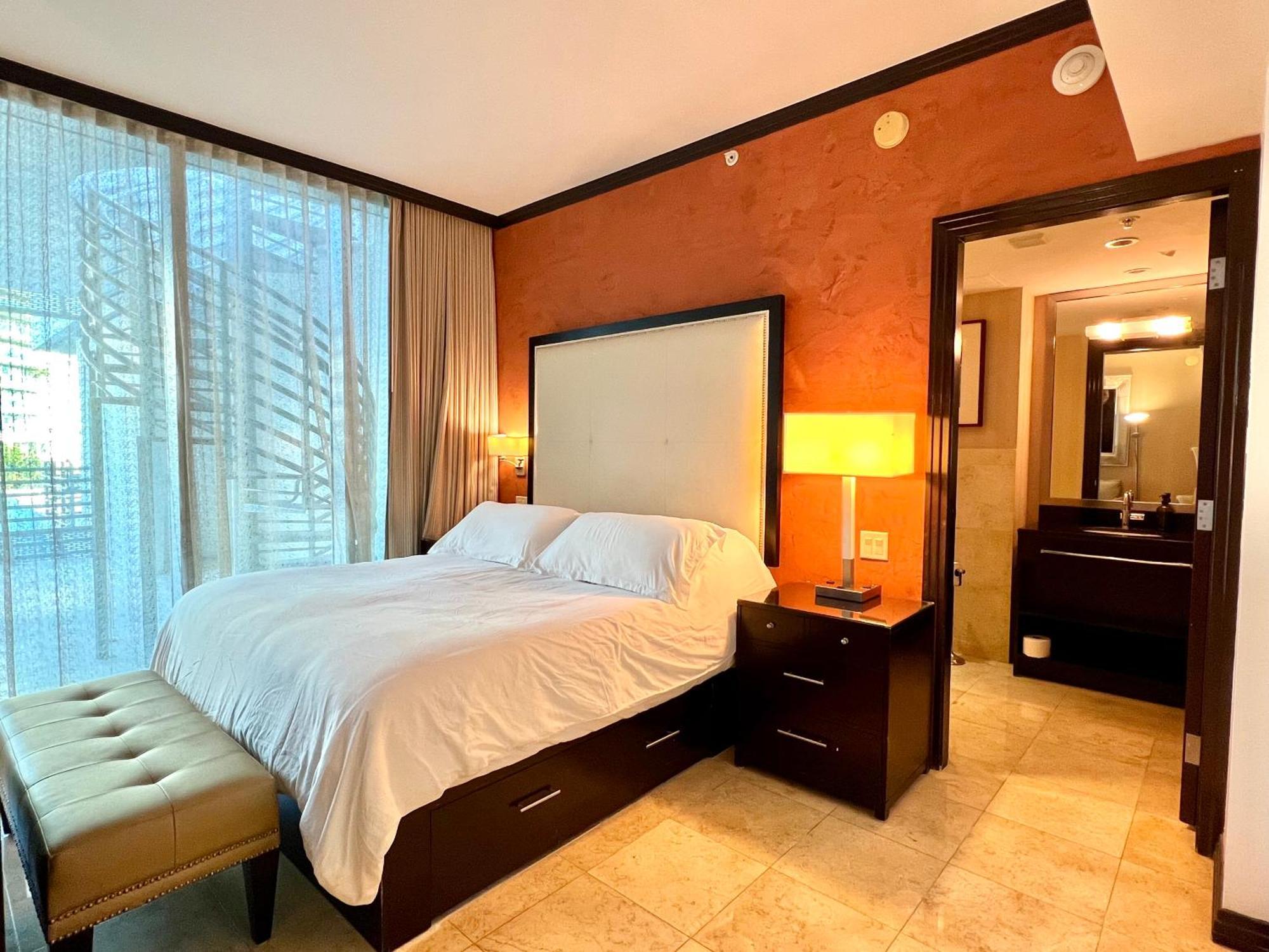 Boutique 3 Min Walk To * Miami Beach