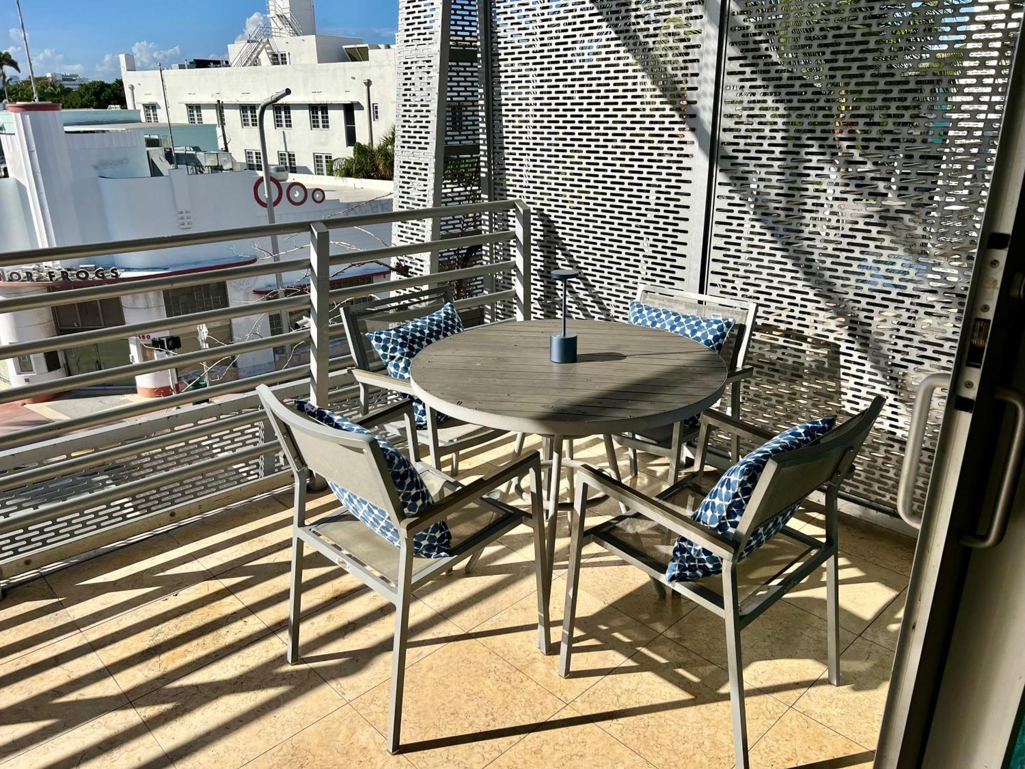 Aparthotel Boutique 3 Min Walk To