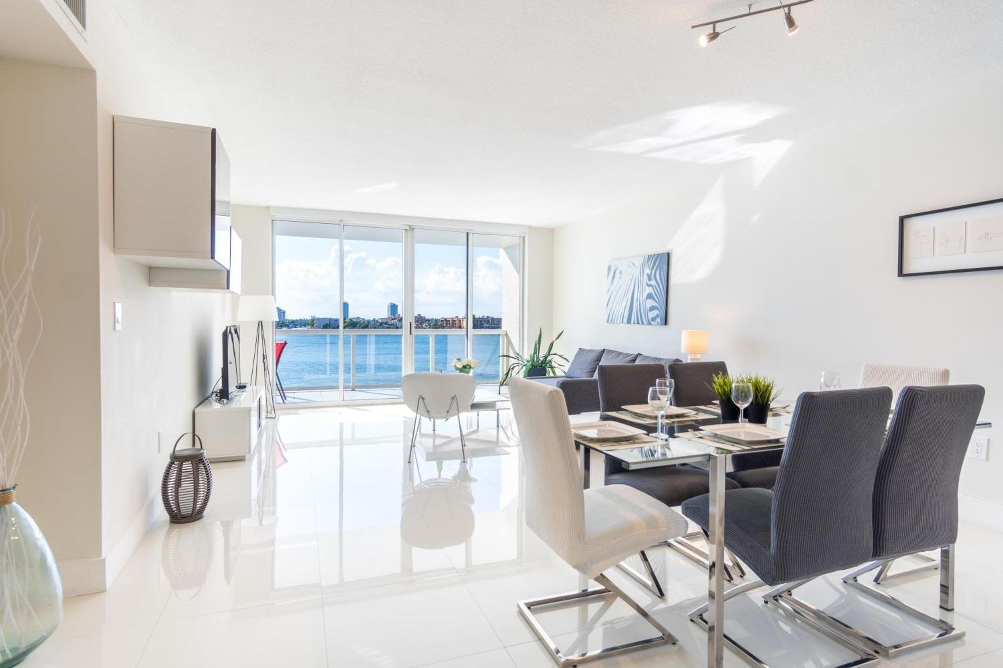 Golden Bay 46 Apartment Miami Beach