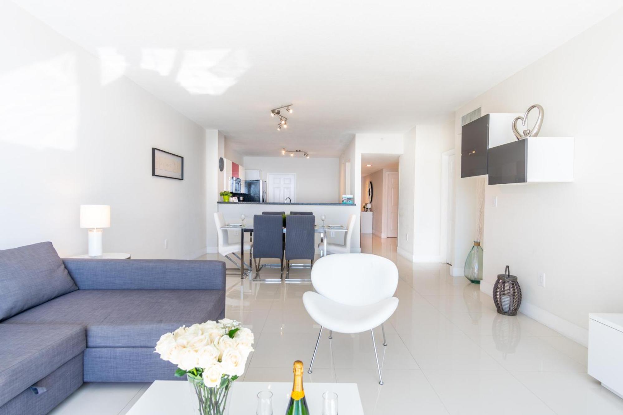 Golden Bay 46 Apartment
