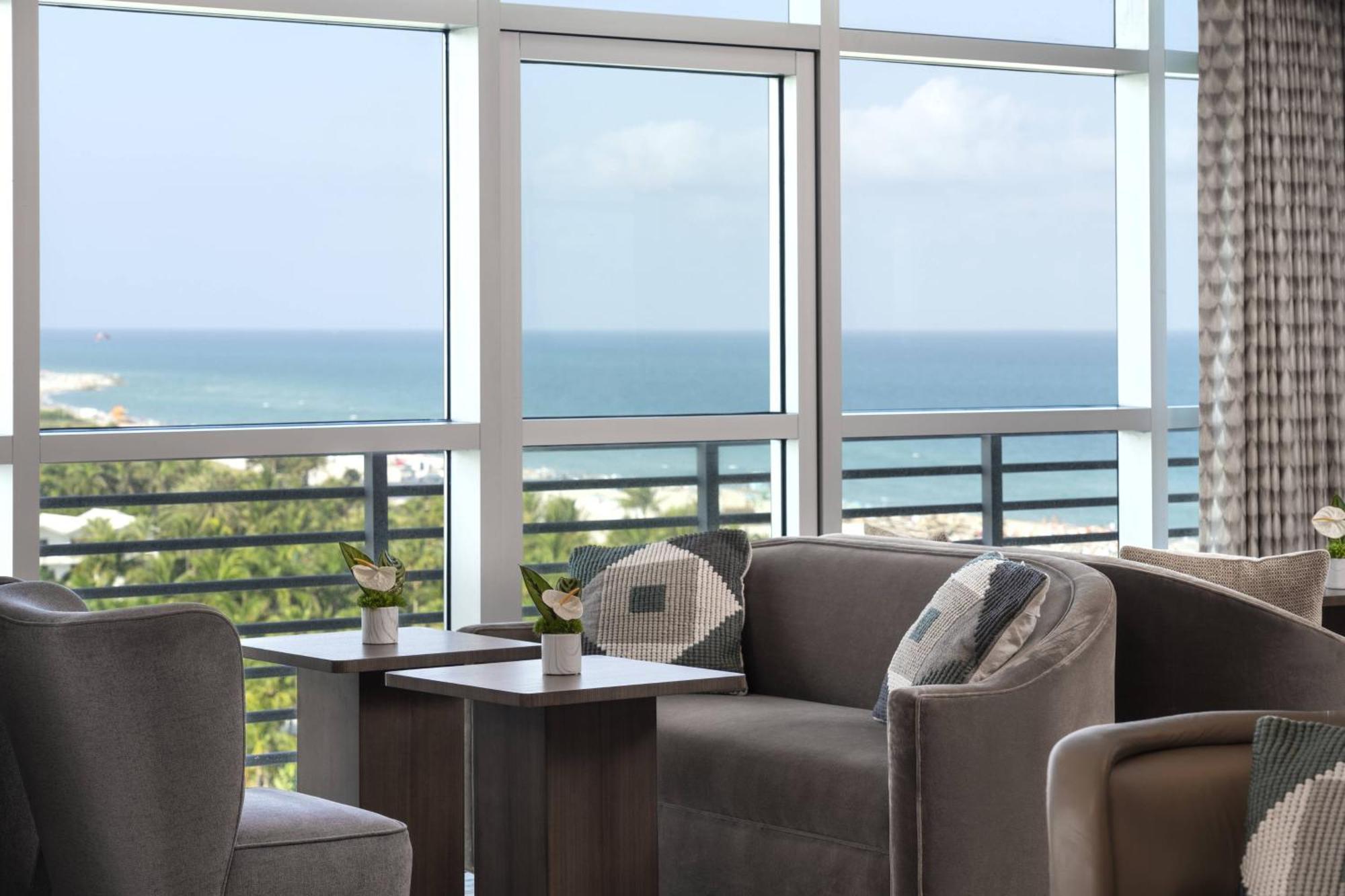 The Ritz-carlton, South