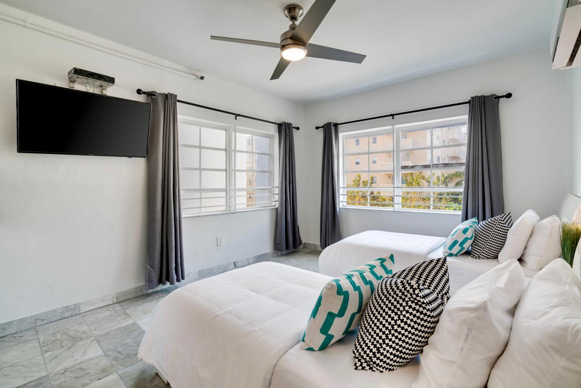 Location By The ! Free Wifi - Tv - Amenities Apartment *