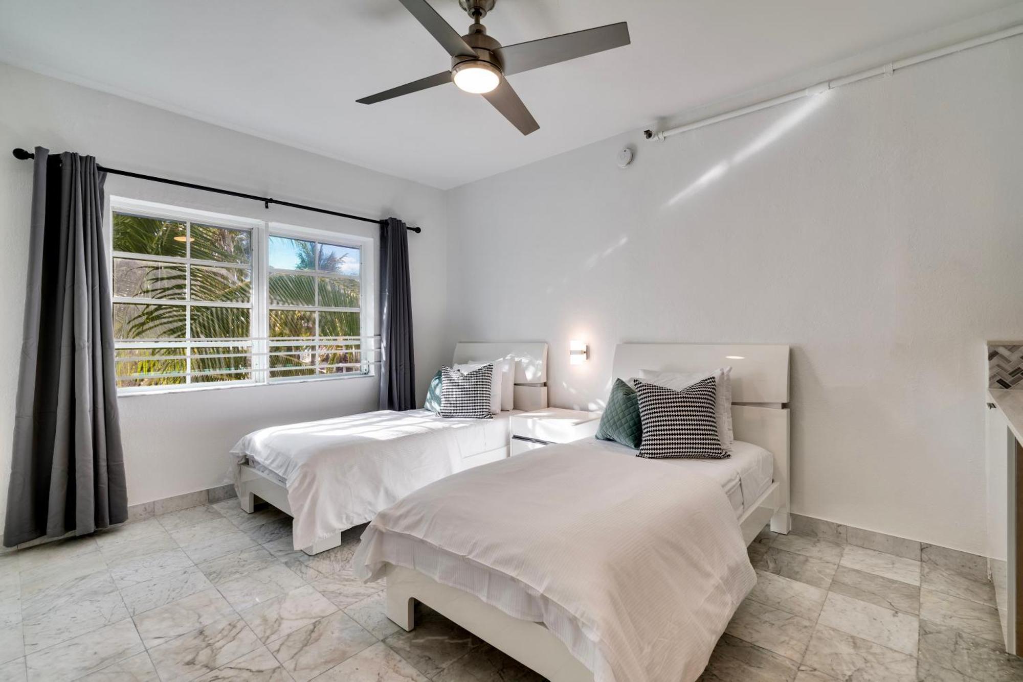 Location By The ! Free Wifi - Tv - Amenities Apartment *