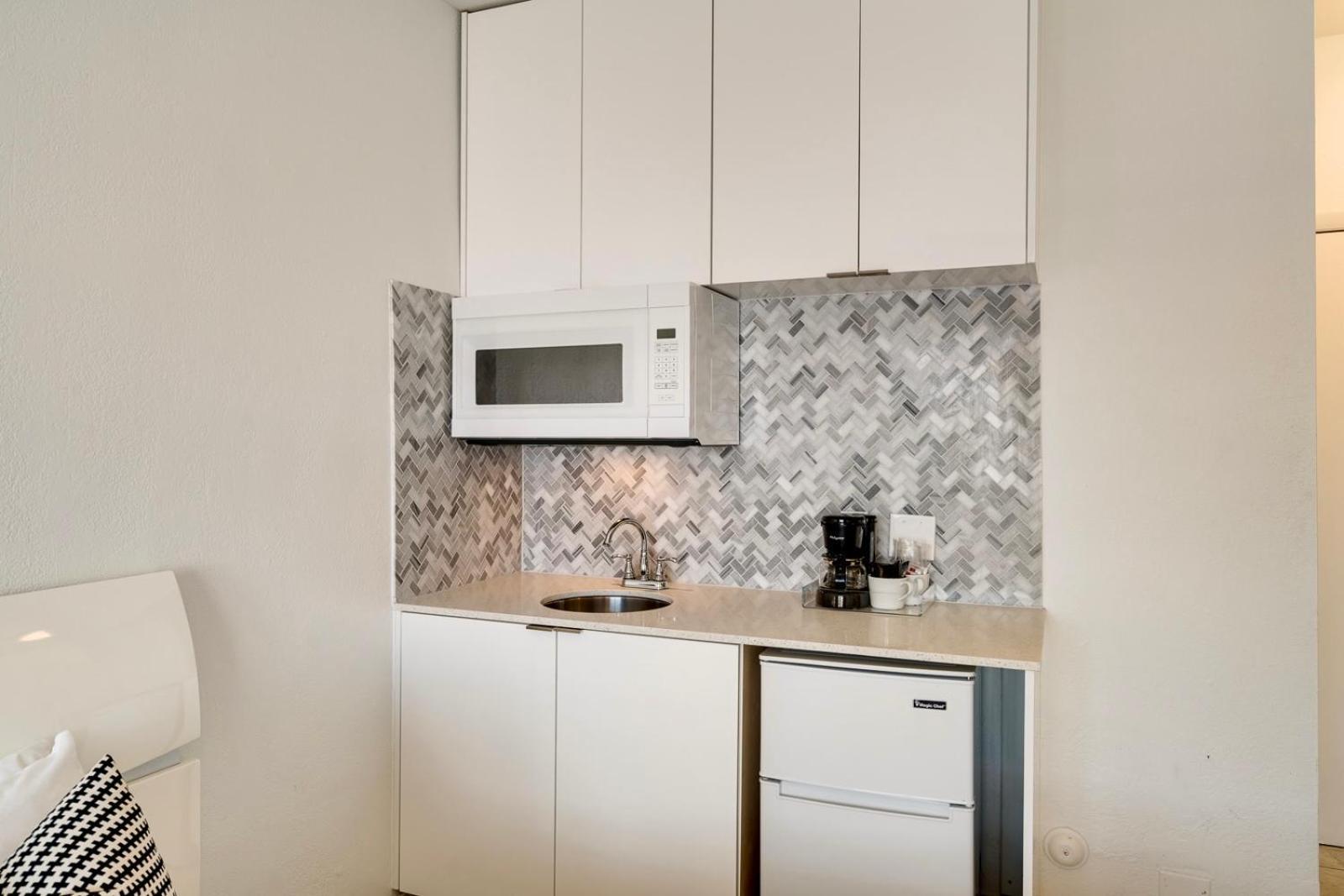 Location By The ! Free Wifi - Tv - Amenities Apartment