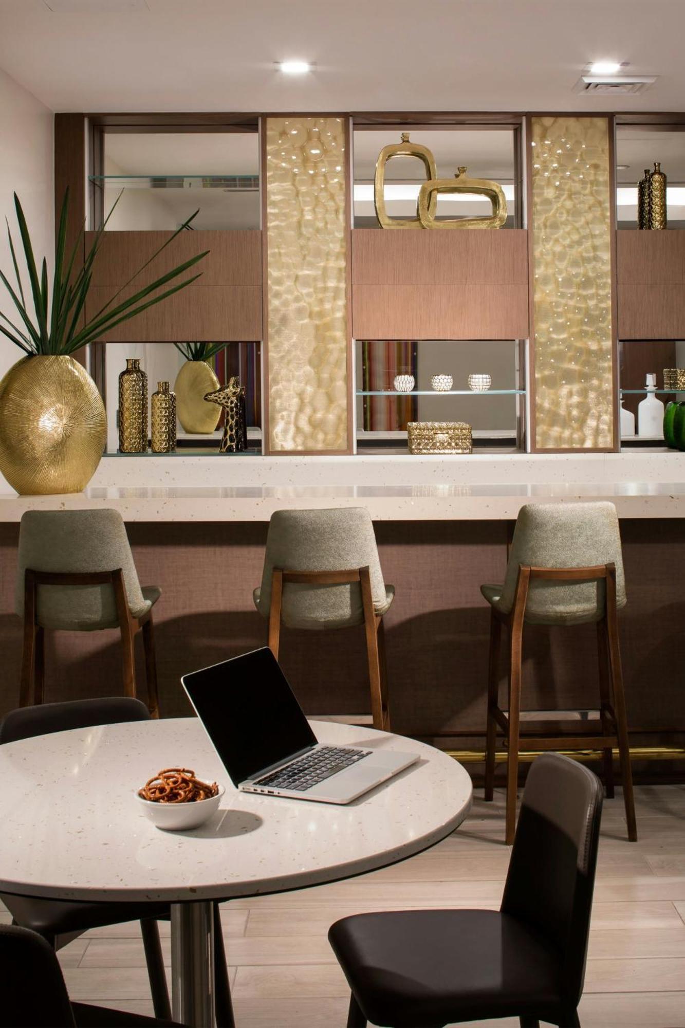 By Marriott Miami South 3* Miami Beach