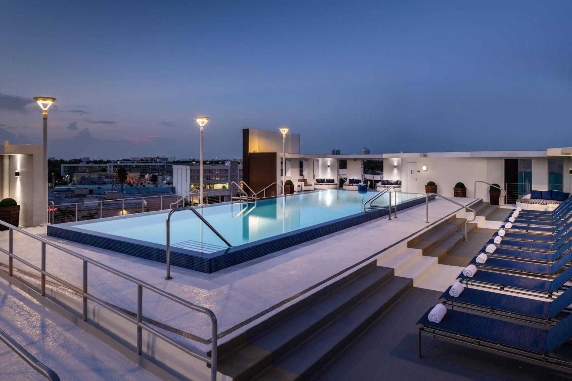 By Marriott Miami South Hotel