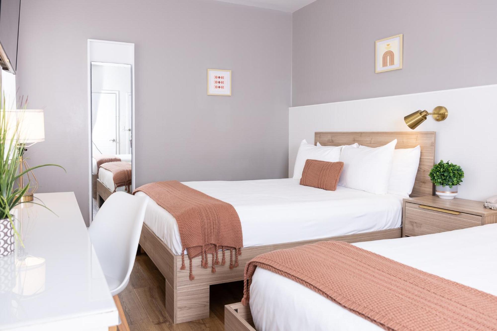 Hotel Riviere South Miami Beach
