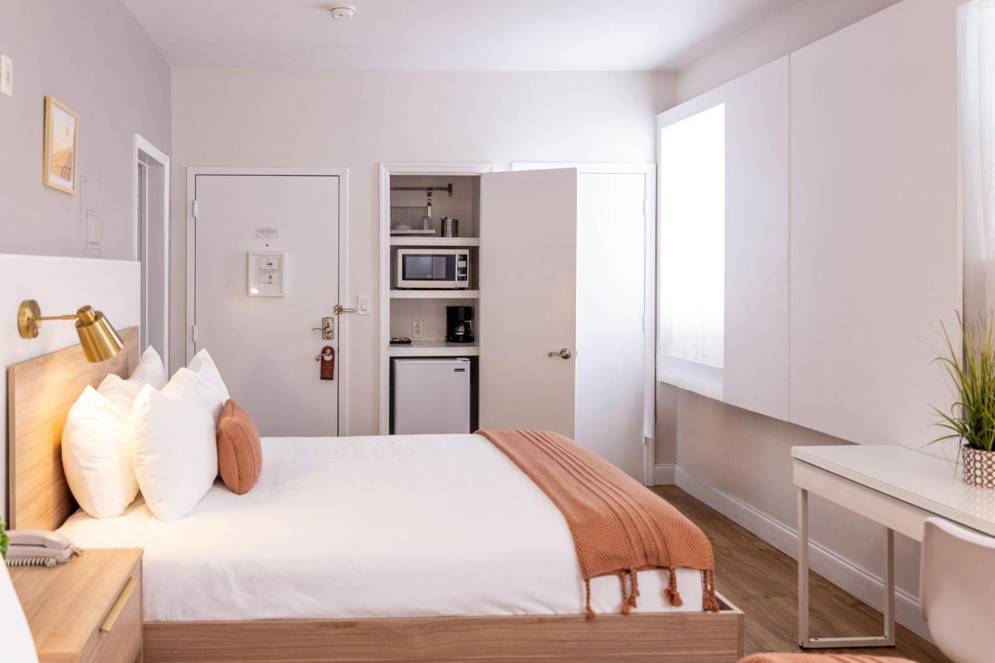 Hotel Riviere South