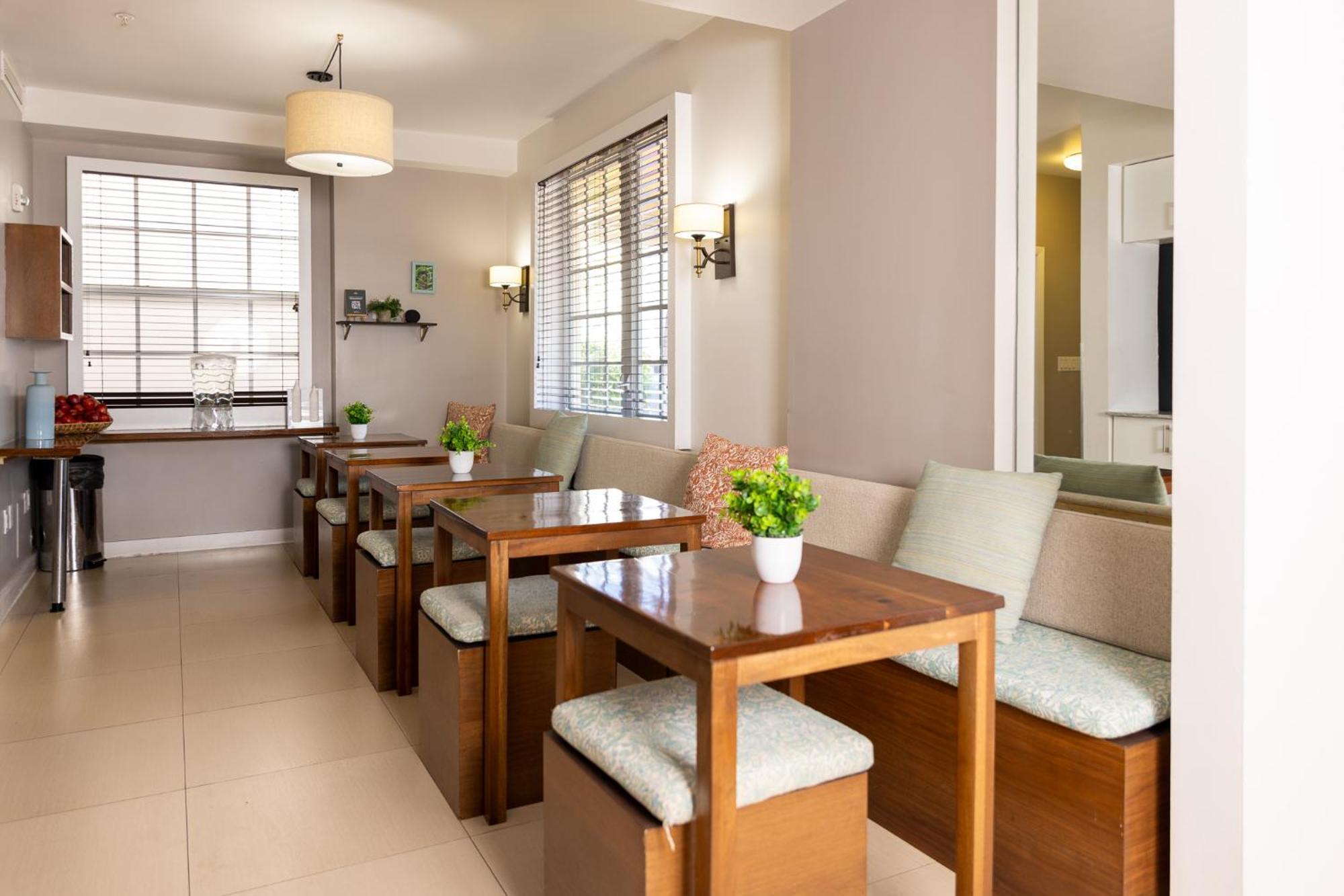 Riviere South Hotel 3*