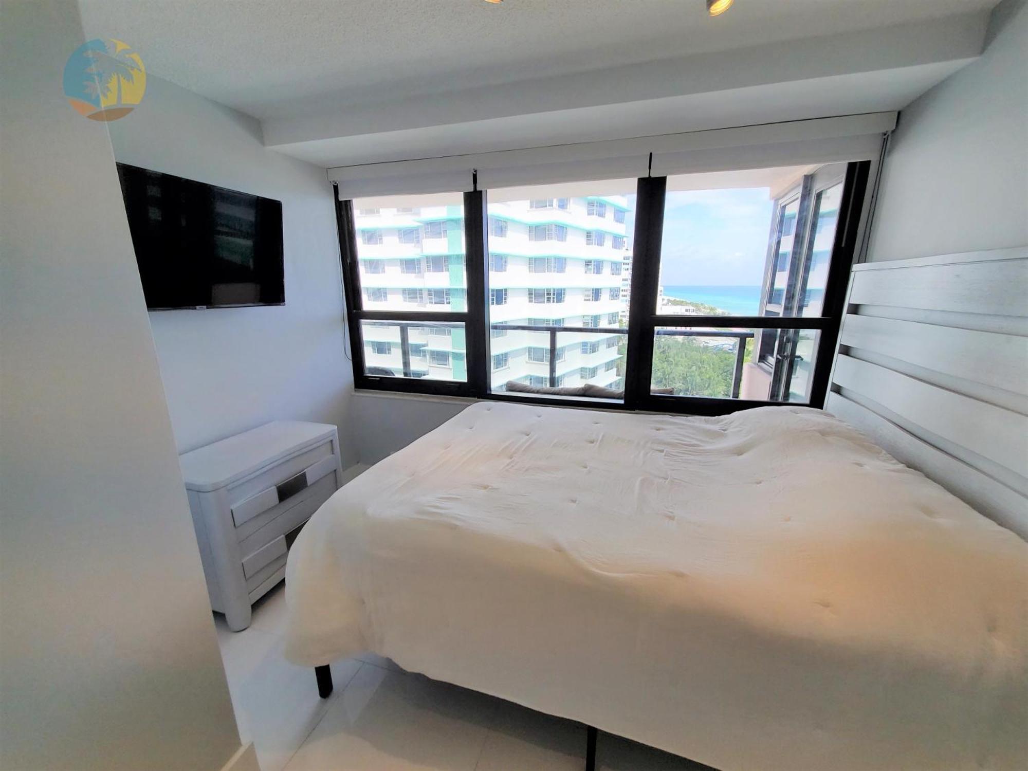Alexander 1104 * Miami Beach