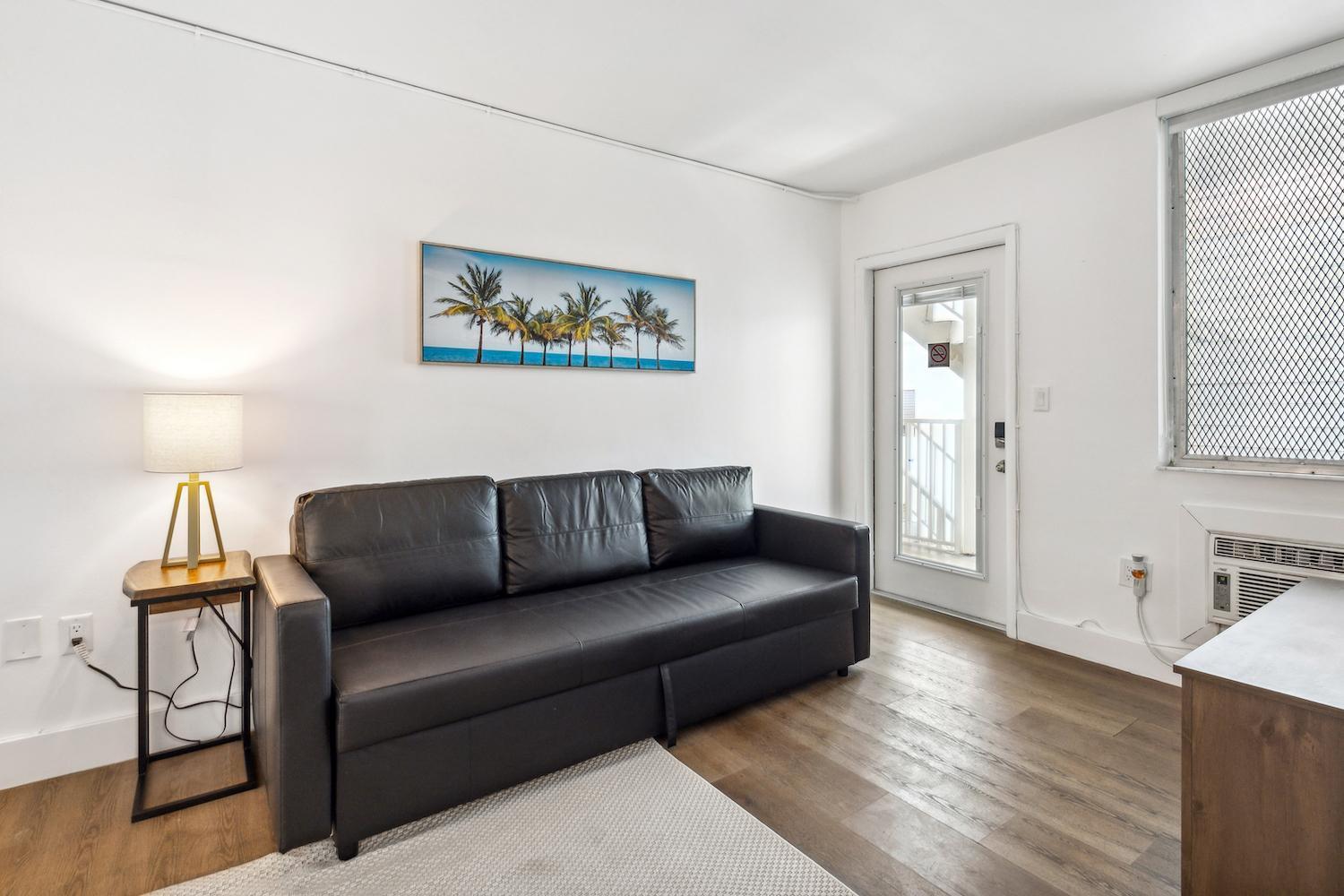 Apartment 713 Miami *