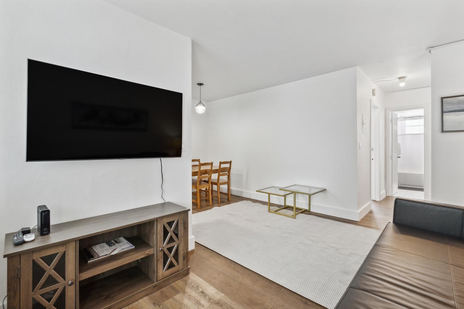 Apartment 713 Miami *