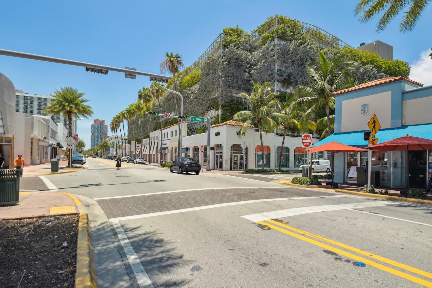 713 Miami Apartment *