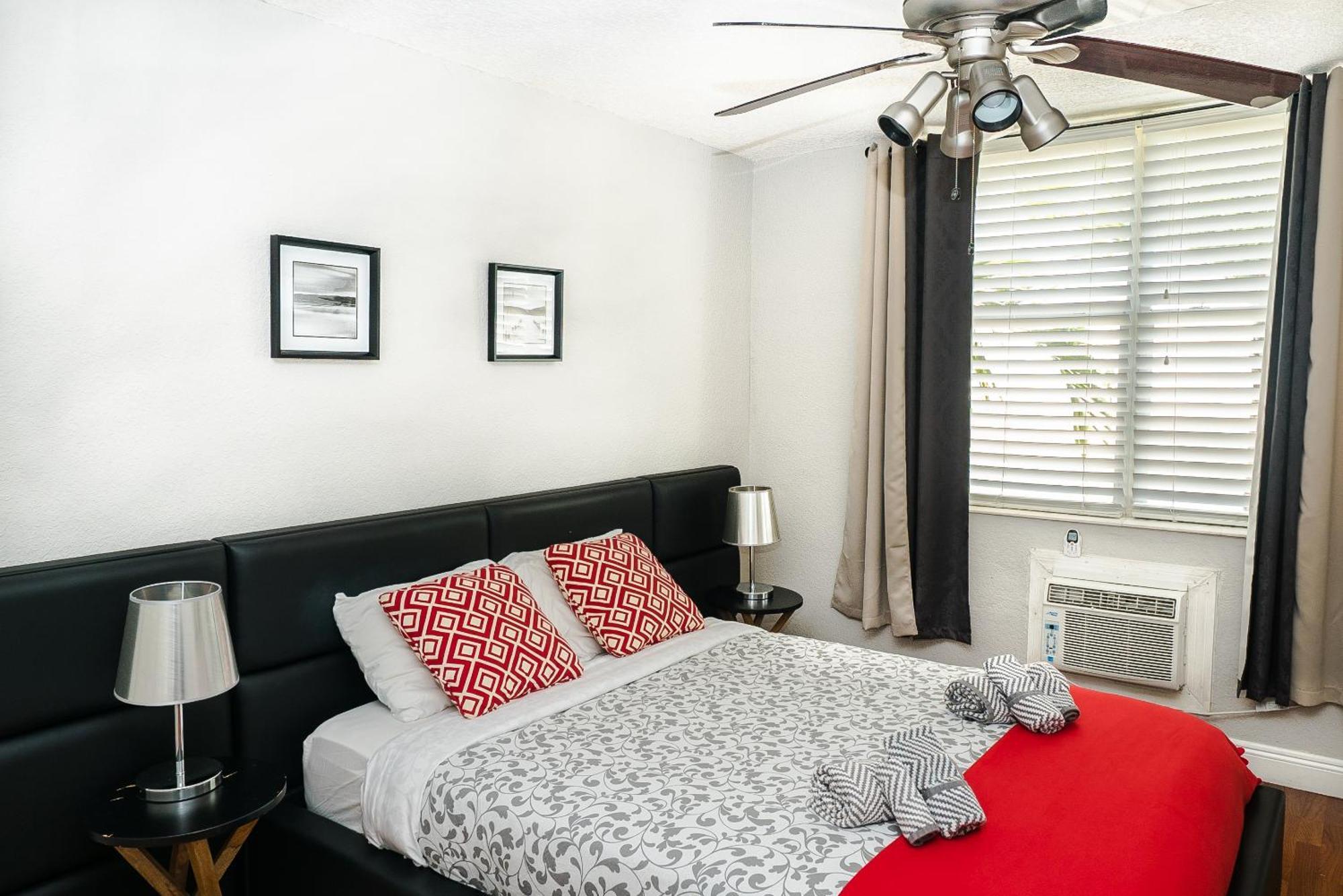 713 Miami Apartment *