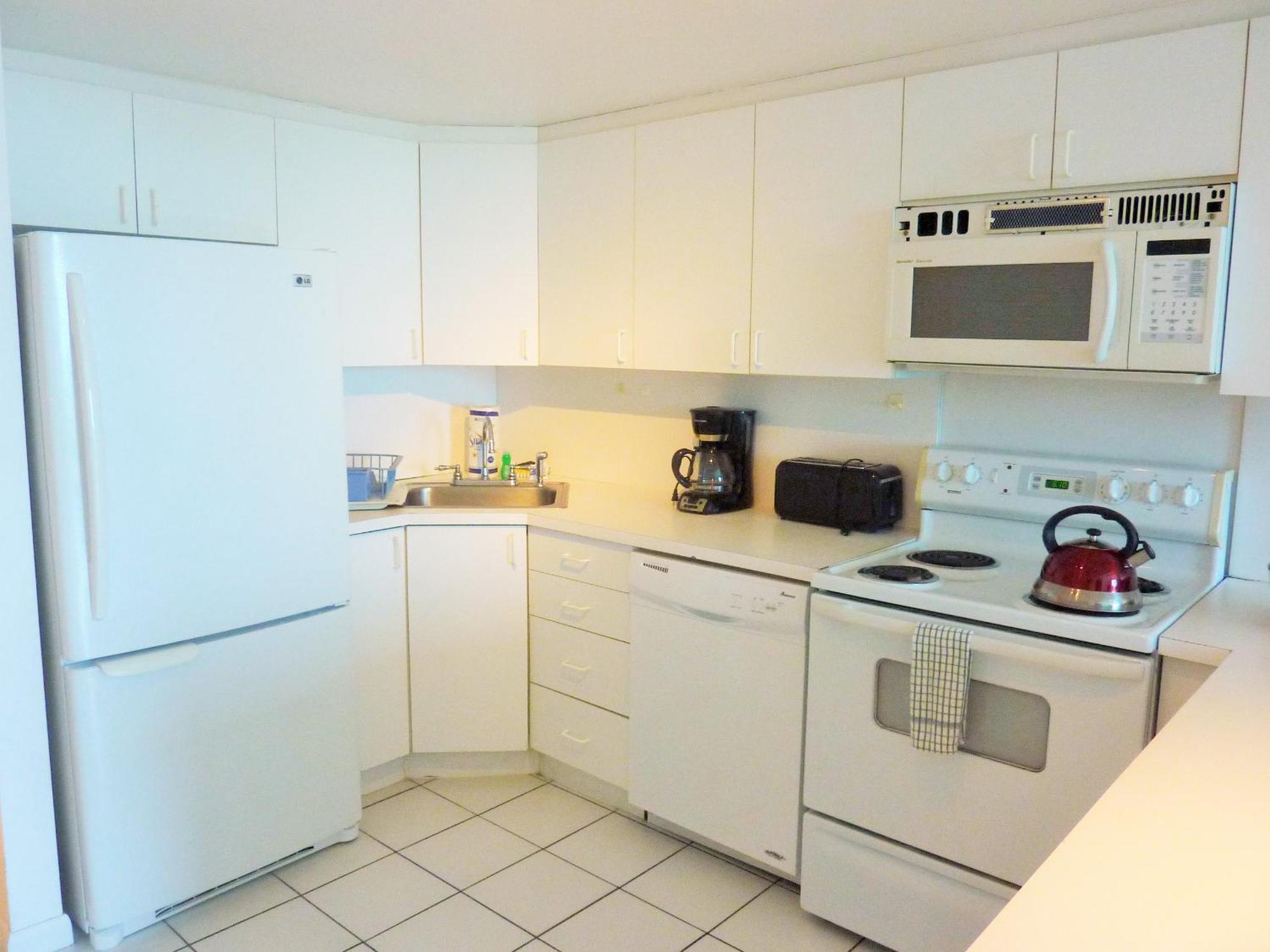 Holiday home Castle M4 Beachfront Balcony Loft, Free Parking, Pool, Tennis, Access
