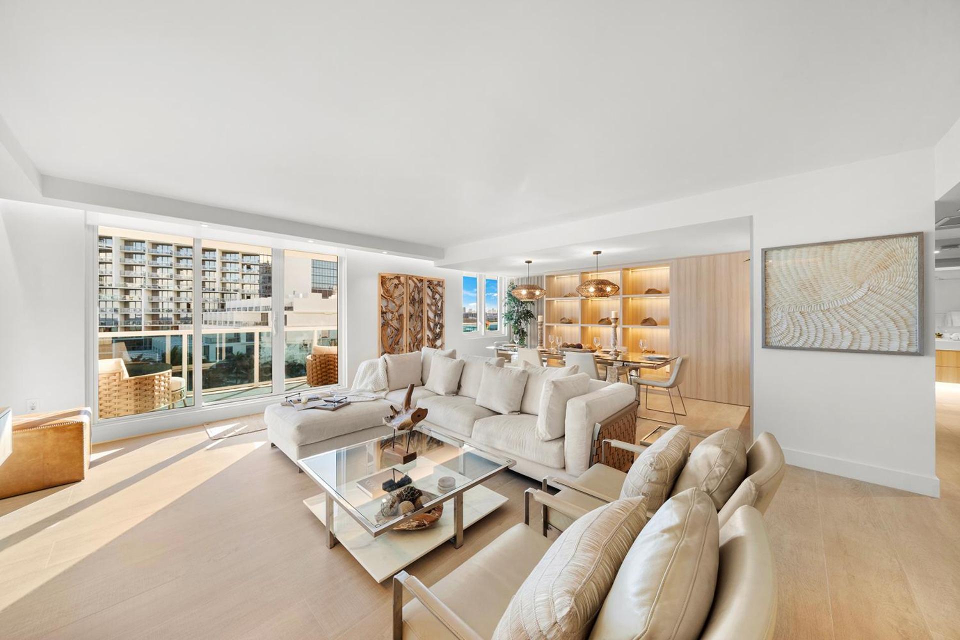 1 Bedroom Den Private At Roney Palace -608 Apartment Miami Beach