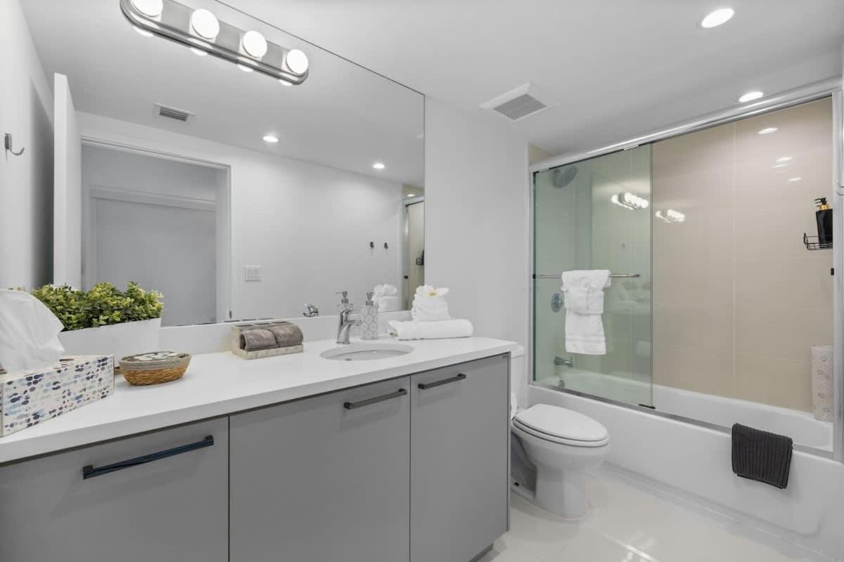 Luxury With Rooftop Pool - 5-min To