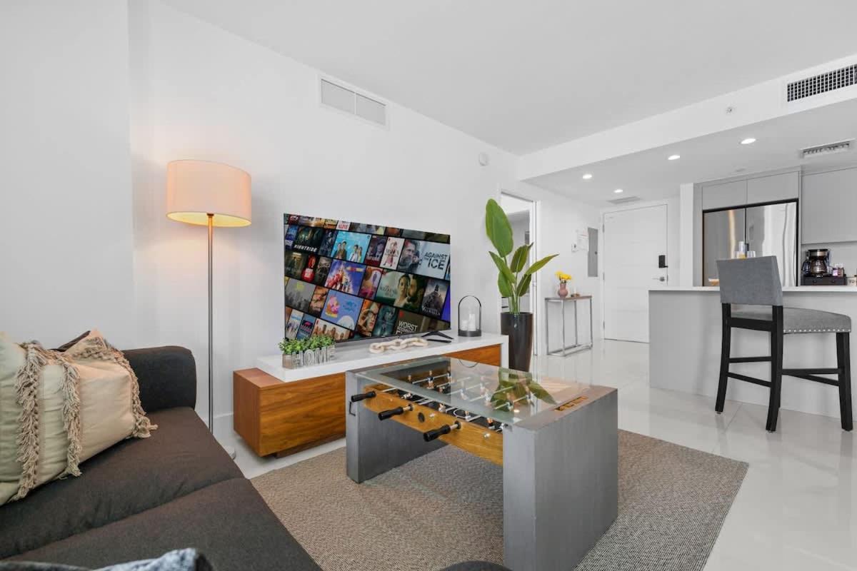 Luxury With Rooftop Pool - 5-min To