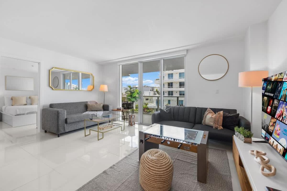 Luxury With Rooftop Pool - 5-min To Holiday home Miami Beach