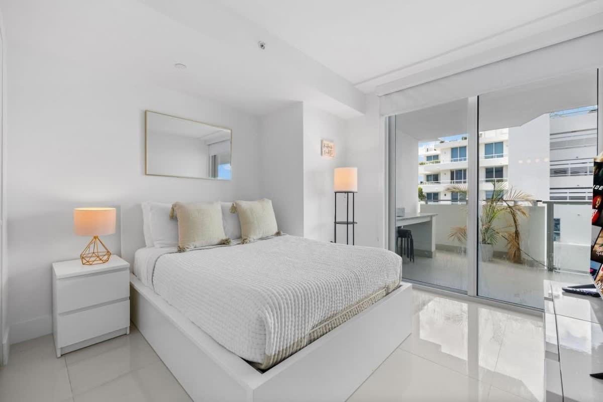 Holiday home Luxury With Rooftop Pool - 5-min To *