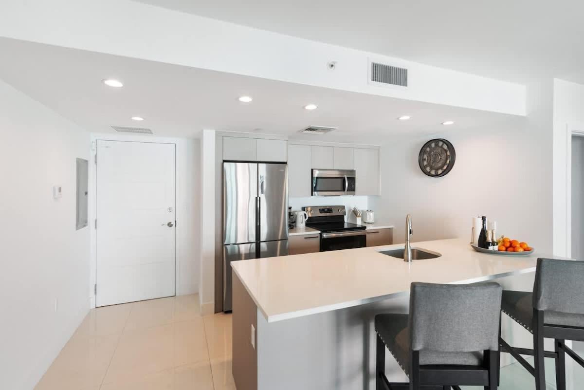 Luxury With Rooftop Pool - 5-min To