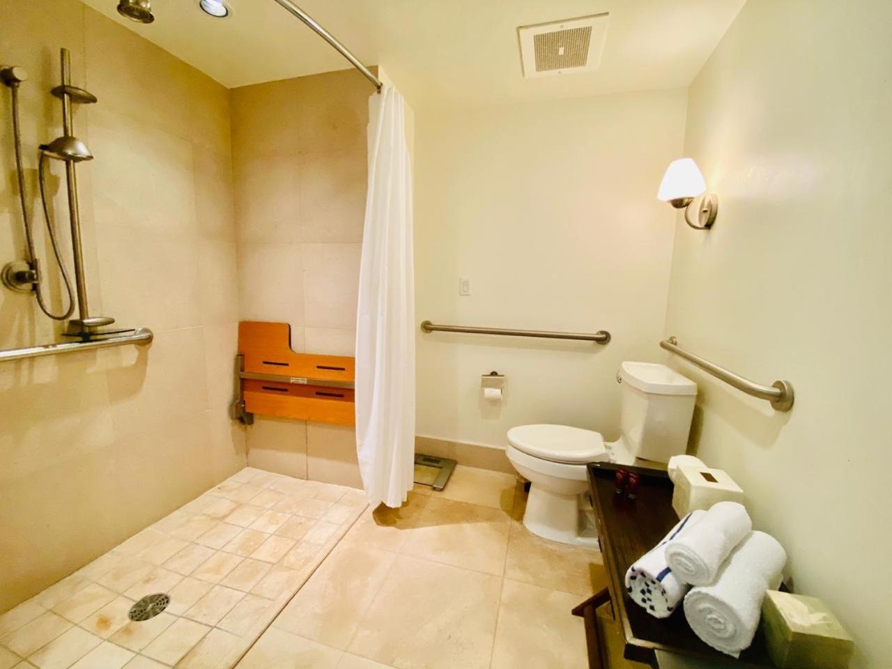 Carillon Miami Private Luxury