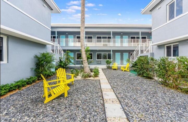 Waterfront Apartment *